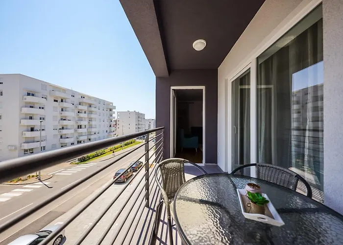 Iva Apartament *